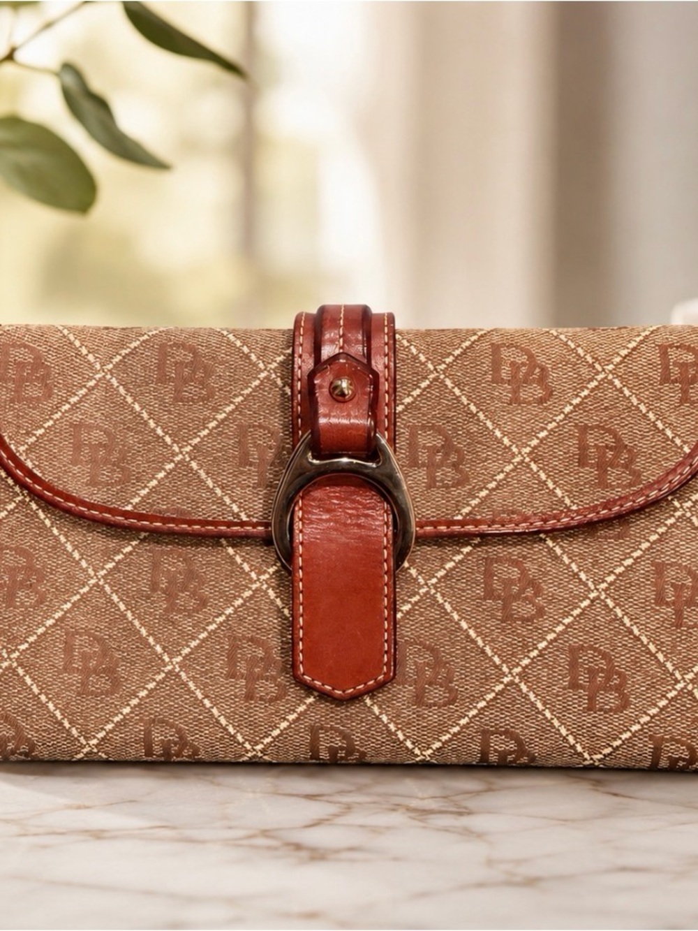 Dooney & Bourke Clutch Wallet